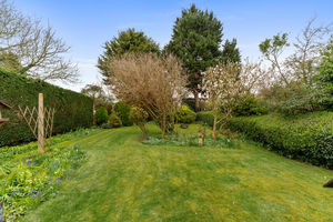 Photo 33- click for photo gallery